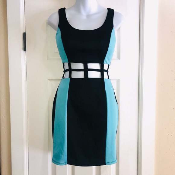 Charlotte Russe Dresses & Skirts - Charlotte Russe PEEKABOO Bodycon Dress M